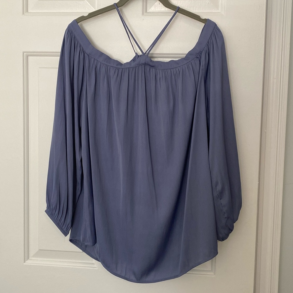 Gianni Bini Off-Shoulder Blue Silky Feel Top S
